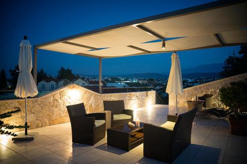  Flamingos Hotel Apartments in Kato Daratso