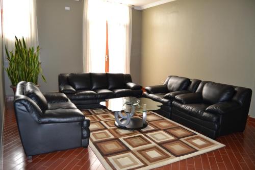 Hol, Panone Hotels - King'ori Kilimanjaro Airport in Moshi