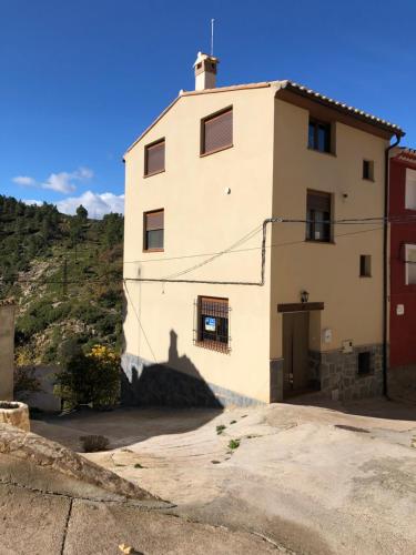  CASA RURAL FUENTE LA REINA Ref 045, Unterkunft in Fuente la Reina
