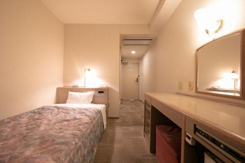 1 twin bed
