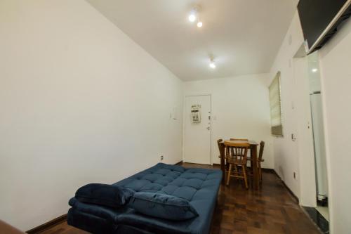 Apartamento aconchegante com estacionamento na 25 de marco