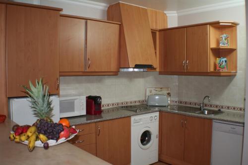 One-Bedroom Apartment image 3