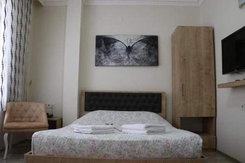 Golden Apple Hotel - image 6