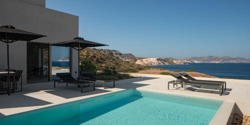 281261936 Milos Cove