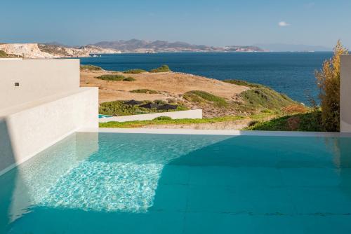 281262666 Milos Cove