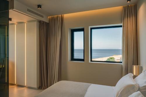 281263239 Milos Cove