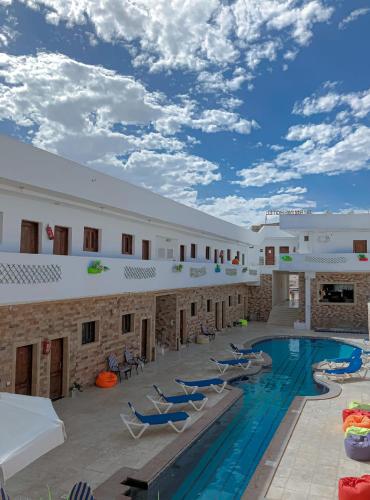 สระว่ายน้ำ, Carmine Hotel Dahab in ดาฮับ