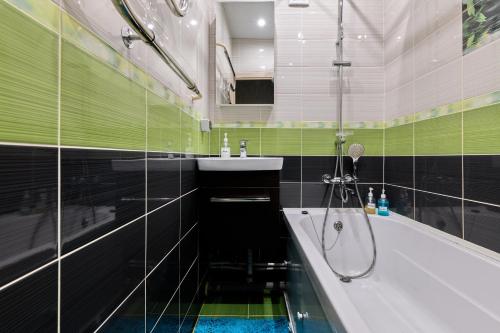 FlatHome24 Северный 8 - image 7