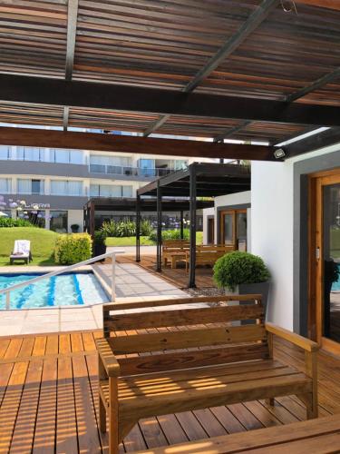 Frente al Mar Pinares 37 Mansa