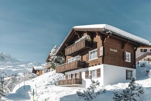 Chalet Sunna Höckli - Pistennah und Ruhig mit Panoramablick in Arosa, Schweiz