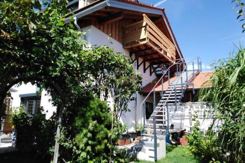 Komplette Dachwohnung mit Balkon und Bergblick - Apartment - Sonthofen