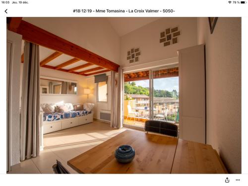 Superbe appartement T1 duplex,vue mer in 拉克魯瓦瓦爾默