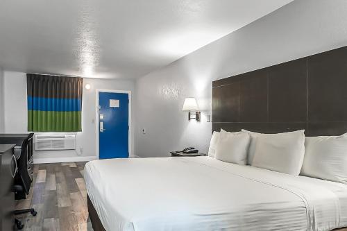SureStay Hotel by Best Western Oklahoma City West - image 2