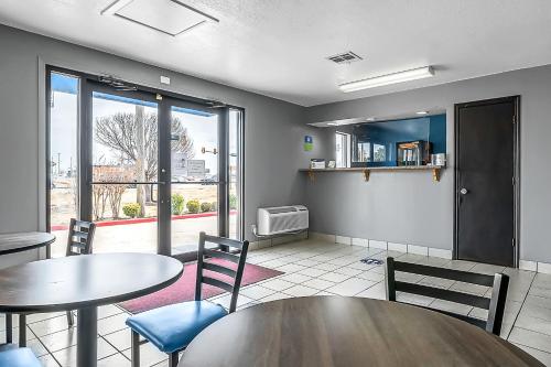 Előcsarnok, SureStay by Best Western Oklahoma City West near Outlet Shoppes at Oklahoma City