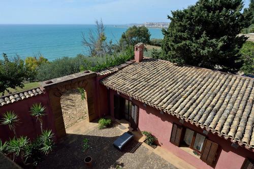 Skats, Casa Realia in Maddalusa