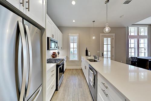 PAL189SU condo - image 2