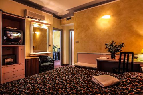 格拉西阿德勒达酒店 (Hotel Grazia Deledda) in 萨萨里市中心