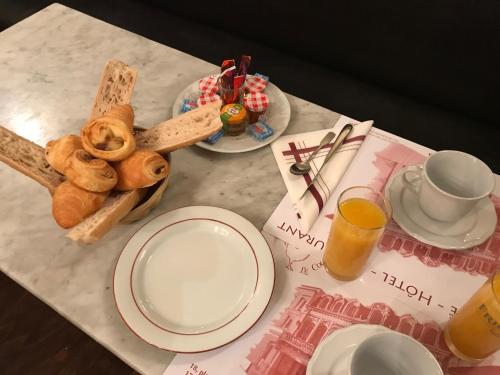 . Hostellerie du Coq d'Or