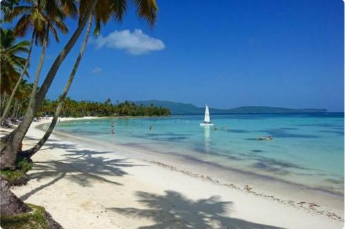 Cerca de lugares turísticos, Yes Papa! Rooms only 100m from the beach! in Las Galeras