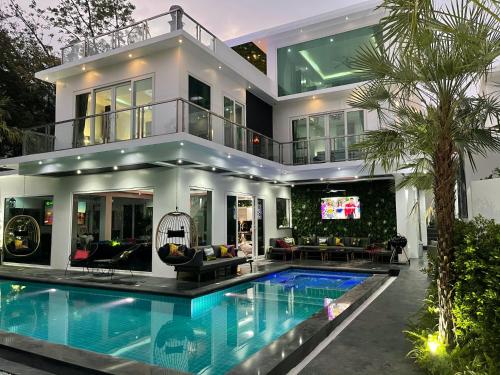 Villas In Pattaya 2024