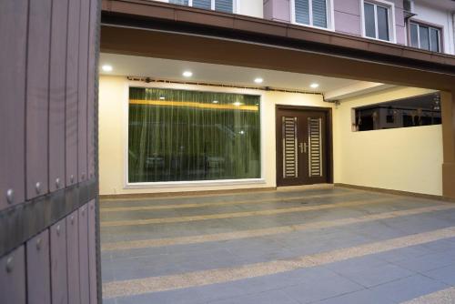 Spacious Luxury 5BR Villa for 23 Pax BBQ Family & Party Ready 宽敞豪华别墅 可住23人 烧烤聚会家庭首选, Kuala Lumpur (fotografie 8)