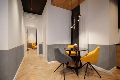 Luxury Apartments Donostia & Iruña - image 9