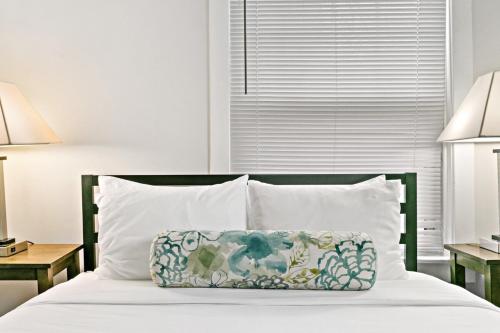 3BR Apt Beach Parks Short Getaway in Loyola - image 5