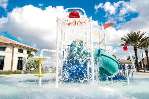 Luxury villa equipped with Club House Golf Gym Wet Park 5 R near Disney - image 7