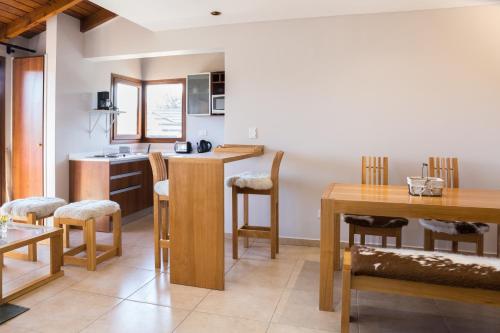 Encanto sobre el Nahuel in 迪納華皮