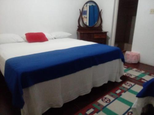 Bed, Holiday Home - Guest House in Port Antonio