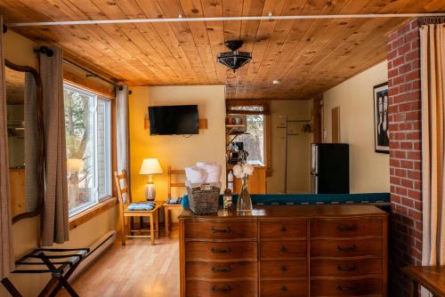 Myers Cave Resort in Belleville