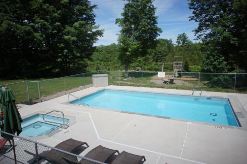 Myers Cave Resort in Belleville