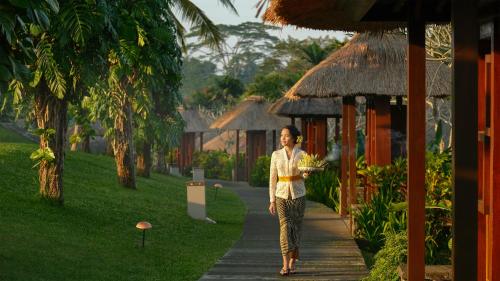 Maya Ubud Resort & Spa - image 2