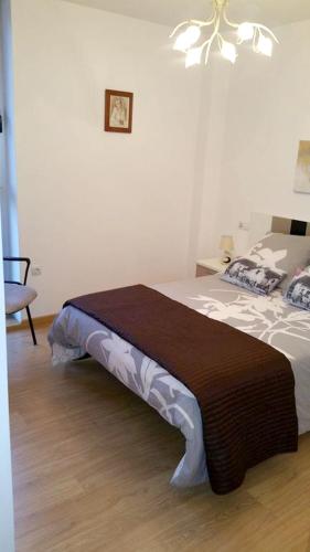  Charming Apartment in Riveira with Private Parking in Ribeira