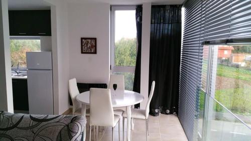  Charming Apartment in Riveira with Private Parking in Ribeira