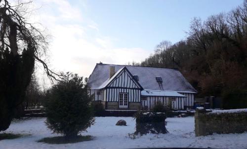 Maison de 3 chambres avec jardin clos et wifi a Vittefleur