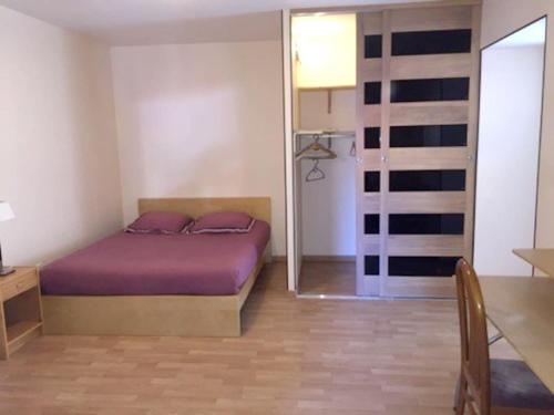 Apartment with 3 bedrooms in Roanne with WiFi - image 12