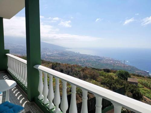  2 bedrooms house with sea view and terrace at La Orotava 7 km away from the beach in La Orotava