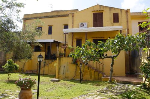 Studio in Paceco with shared pool furnished terrace and WiFi 3 km from the beach - image 8