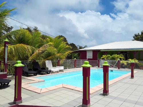 Appartement d'une chambre avec piscine partagee jardin clos et wifi a Sainte Anne a 6 km de la plage - Location saisonnière - Sainte-Anne