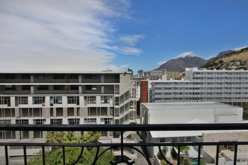 Cape Royale 1 Bedroom Luxury Apartment - image 3