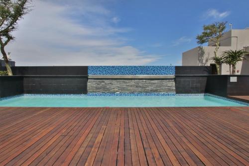 Cape Royale 1 Bedroom Luxury Apartment - image 8