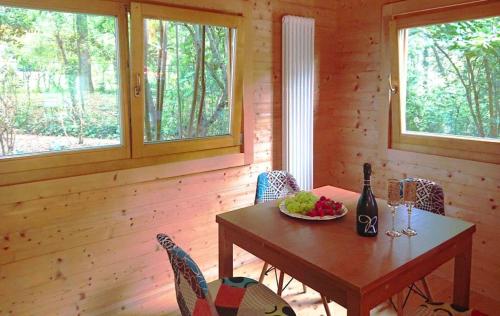 2 bedrooms chalet with sauna enclosed garden and wifi at Castell'Arquato