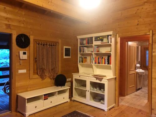 2 bedrooms chalet with sauna enclosed garden and wifi at Castell'Arquato