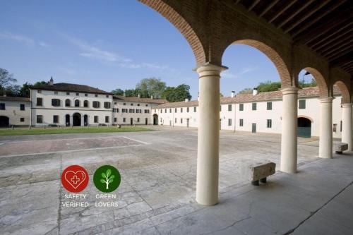  Agriturismo Cascina Farisengo in Stagno Lombardo