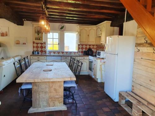 House with 3 bedrooms in Salbris with enclosed garden and WiFi - main image