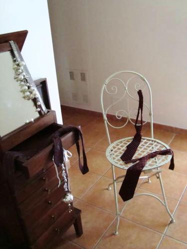 House with 4 bedrooms in Amelia with wonderful lake view enclosed garden and WiFi - image 2