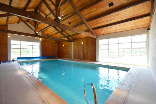 Spacieuse maison avec piscine à Saintes-Maries-de-la-Mer 150 m² Spacieuse maison avec piscine à Saintes-Maries-de-la-Mer 150 m²