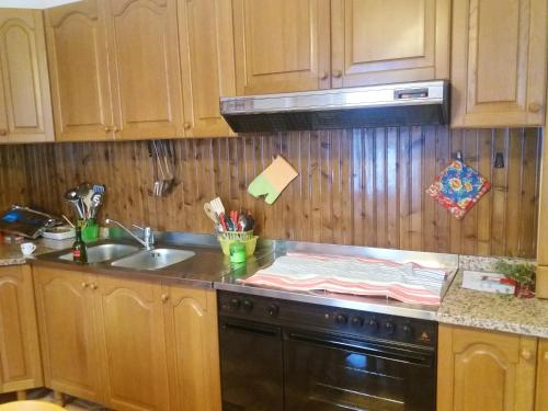  2 bedrooms house with furnished balcony and wifi at Galati Mamertino in Galati Mamertino