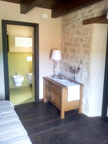 One bedroom appartement with shared pool and wifi at Montalto delle Marche